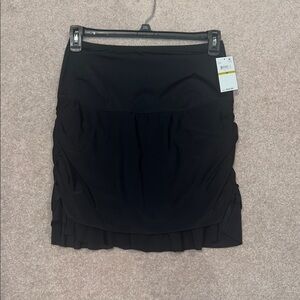 NWT black swimming high waisted ruffled and rouched swim skirt (XL)